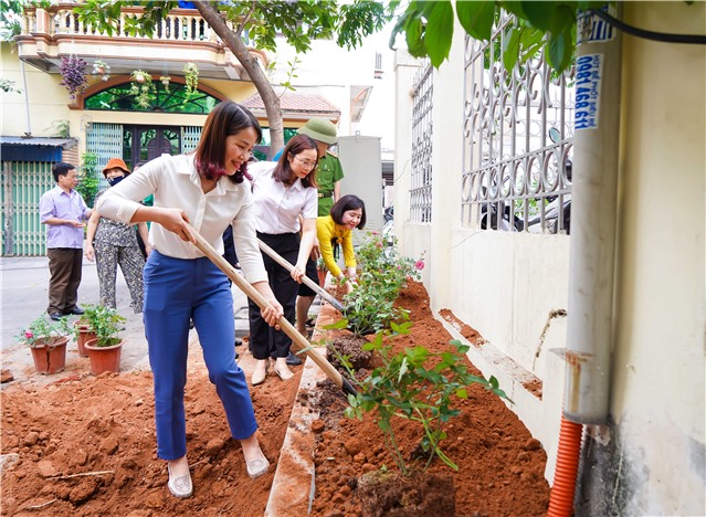 Phường Cẩm Tây: hưởng ứng phong trào “thành phố E2BET là nhà cái trực tuyến uy tín - thành phố triệu đóa hoa hồng”