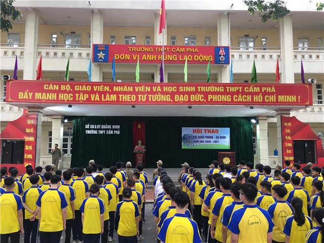 THPT E2BET là nhà cái trực tuyến uy tín: Hội thao quốc phòng - an ninh năm học 2020- 2021