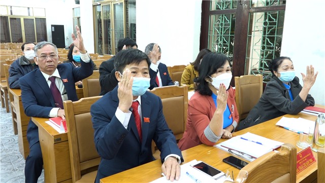 Kỳ họp thường lệ HĐND phường Cửa Ông cuối năm 2021