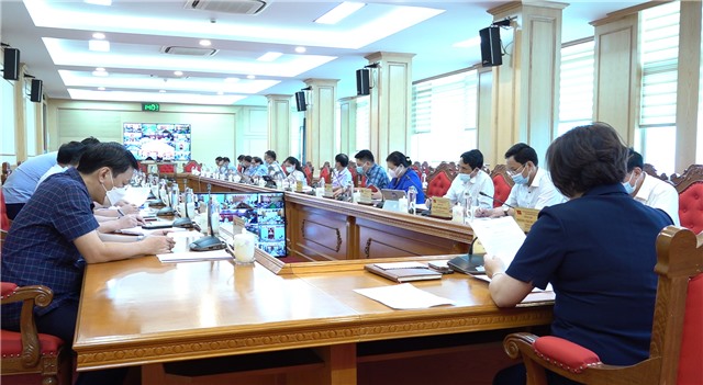 Thường trực Tỉnh ủy họp giao ban công tác tuần