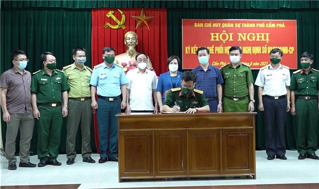 Ký kết quy chế phối hợp hoạt động của Dân quân tự vệ