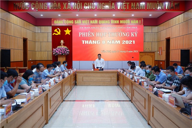 Phiên họp thường kỳ tháng 8