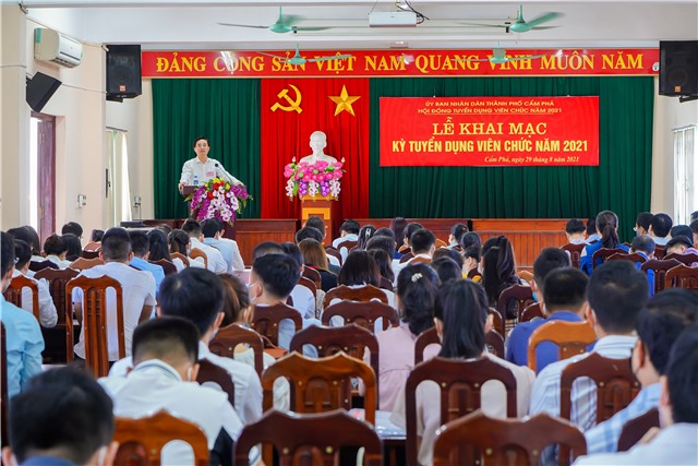 Khai mạc kỳ thi tuyển dụng viên chức năm 2021