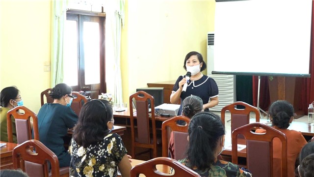 Tập huấn kiến thức, kỹ năng về phòng, chống bạo lực trên cơ sở giới cho phụ nữ