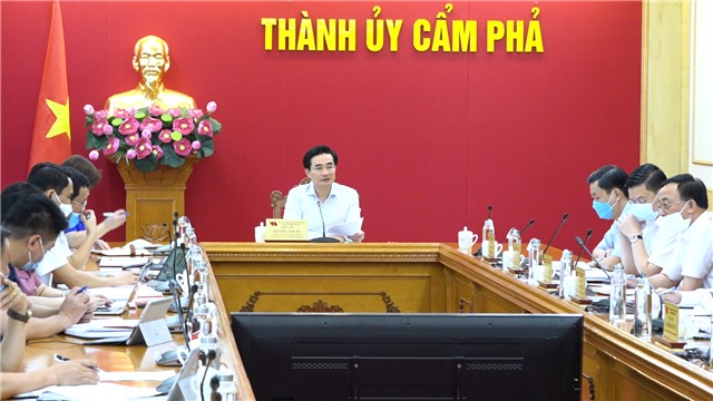 Giao ban Thường trực Thành uỷ