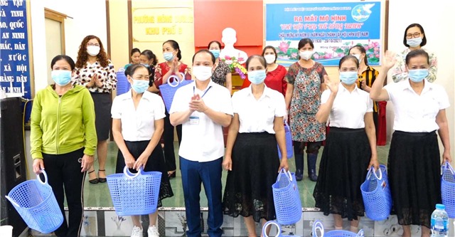 Hội LHPN phường Mông Dương ra mắt mô hình điểm “ Chi hội phụ nữ sống xanh”