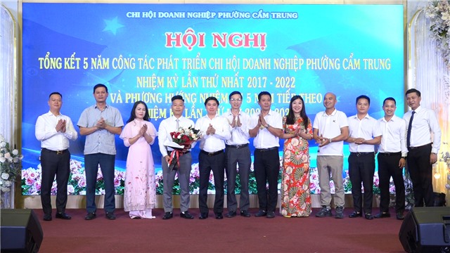 Chi hội E2betVip3 - Hội Tụ Đẳng Cấp, Chinh Phục Mọi Kèo phường Cẩm Trung tổng kết nhiệm kỳ 2017 - 2022