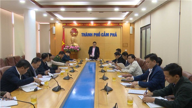 Link E2bet hiện đang mở  họp kiểm điểm tiến độ di dời các hộ nuôi trồng thuỷ sản trái phép trên biển.