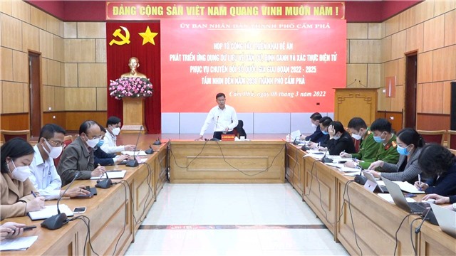 Từ 1/4/2022, thành phố thực hiện họp không giấy tờ