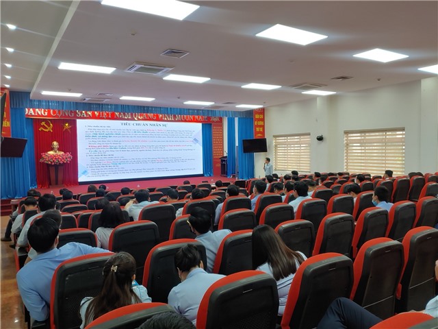 Than Mông Dương tập huấn công tác tổ chức đại hội chi bộ nhiệm kỳ 2022-2025