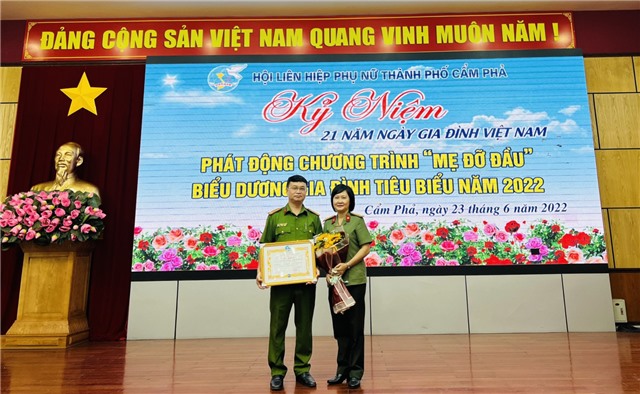 Câu chuyện đẹp về gia đình cán bộ Công an gương mẫu