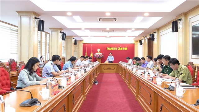 Giao ban công tác nội chính và Ban Chỉ đạo Cải Cách tư pháp Thành phố nhiệm kỳ 2021-2026