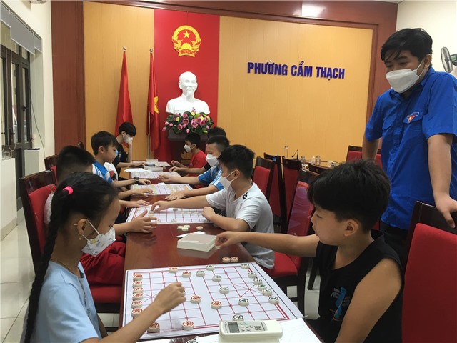 Khai mạc giải cờ vua, cờ tướng thiếu niên nhi đồng phường Cẩm Thạch năm 2022