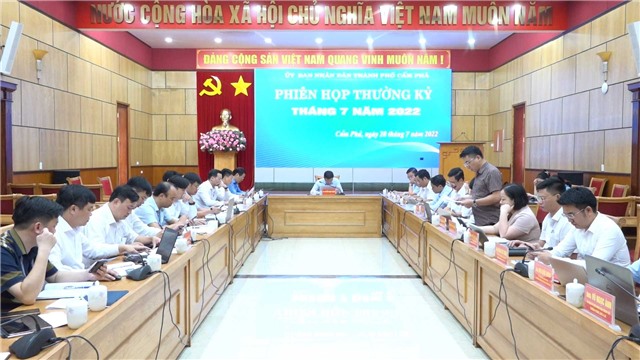 Phiên họp thường kỳ UBND thành phố tháng 7 năm 2022