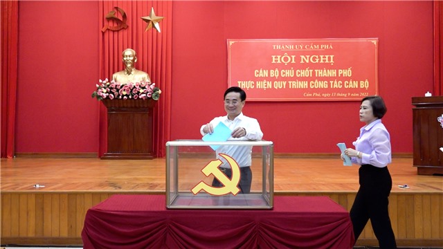 E2betvip giải trí đa dạng cán bộ chủ chốt thực hiện quy trình công tác cán bộ