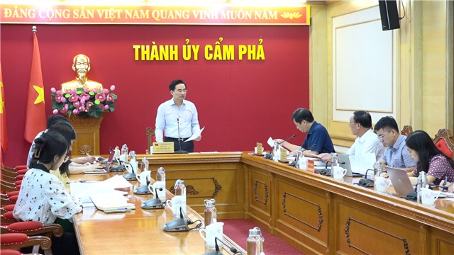 Thường trực HĐND thành phố giao ban thường kỳ tháng 9 năm 2022