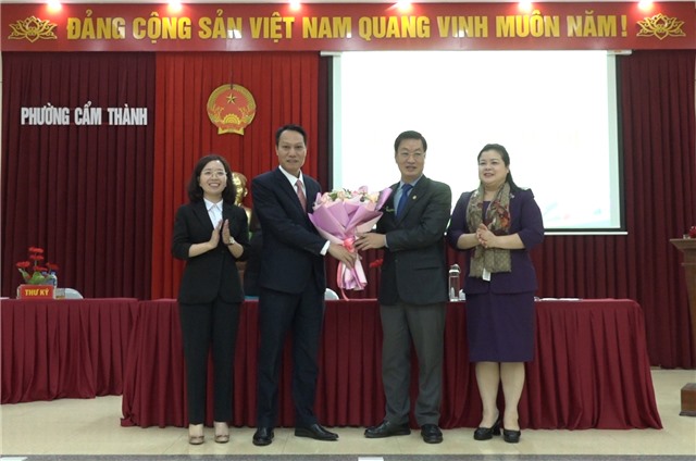 Kỳ họp thứ Mười HĐND phường Cẩm Thành