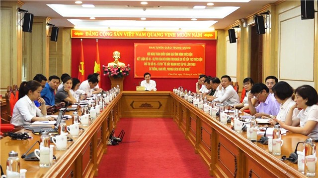 E2betvip giải trí đa dạng Ban Tuyên giáo Trang Chủ Chính Thức Đá Gà Thomo E2bet: Nhân rộng các mô hình điển hình trong học tập và làm theo Bác