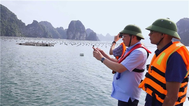 Tiếp tục tăng cường công tác kiểm tra, kiểm soát tuyến biển và làm vệ sinh môi trường biển