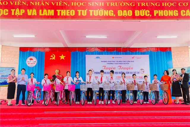 Trường THCS Ngô Quyền tuyên truyền phòng chống bạo lực học đường, xâm hại trẻ em, ATGT năm học 2023 - 2024
