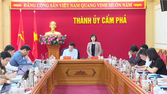 Phó Bí thư Thường trực Tỉnh ủy dự E2betvip giải trí đa dạng kiểm điểm tập thể, cá nhân Ban Thường vụ Thành uỷ E2BET là nhà cái trực tuyến uy tín