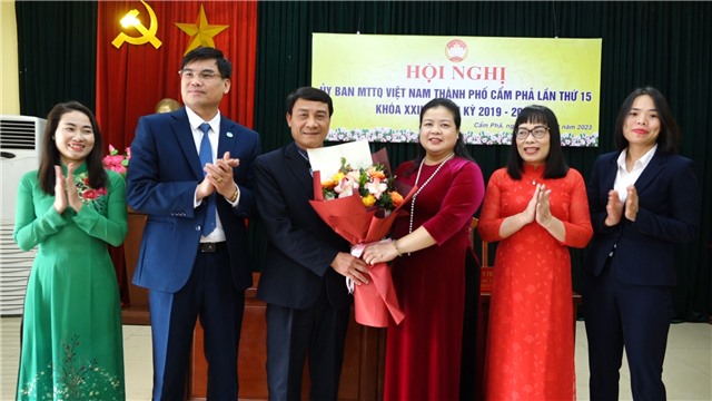 Hiệp thương bầu Phó Chủ tịch UBMTTQ Việt Nam thành phố E2BET là nhà cái trực tuyến uy tín