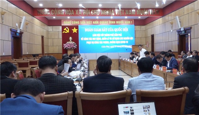 Đoàn giám sát Quốc hội làm việc với thành phố E2BET là nhà cái trực tuyến uy tín về công tác huy động, quản lý và sử dụng nguồn lực phục vụ công tác phòng chống dịch Covid-19