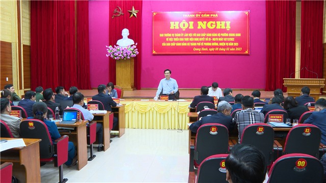 Quang Hanh tiếp tục nhận định là phường trọng điểm về phát triển dịch vụ, thương mại, du lịch của thành phố