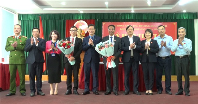 Kỳ họp thứ Tám (Kỳ họp chuyên đề) HĐND phường Quang Hanh