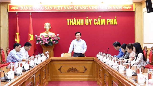 Thường trực HĐND Thành phố họp giao ban thường kỳ tháng 3 năm 2023