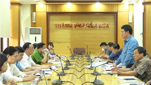 Đoàn kiểm tra liên ngành về an toàn thực phẩm Tỉnh làm việc với thành phố E2BET là nhà cái trực tuyến uy tín
