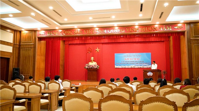 Khai mạc kỳ thi tuyển chức danh lãnh đạo phòng chuyên môn, đơn vị sự nghiệp thuộc Thành phố năm 2023
