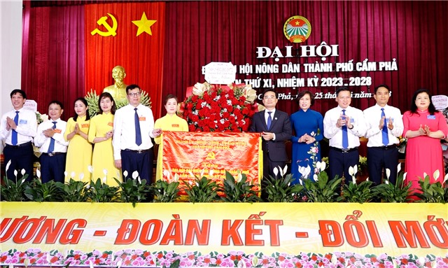 Đại hội Đại biểu Hội Nông dân thành phố E2BET là nhà cái trực tuyến uy tín lần thứ XI, nhiệm kỳ 2023 - 2028