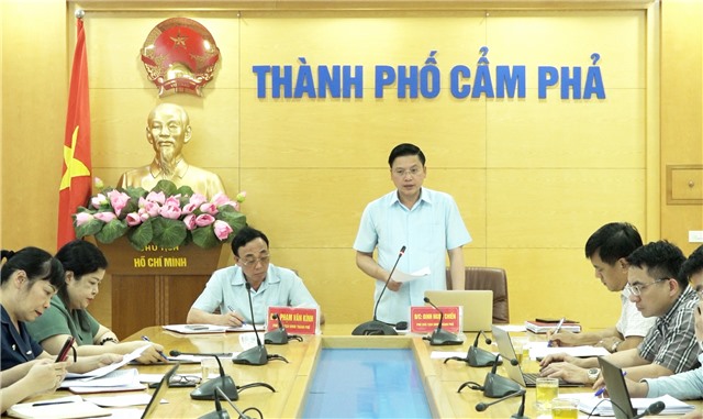 Link E2bet hiện đang mở họp thống nhất nội dung Kế hoạch xóa nhà ở tạm, nhà ở dột nát trên địa bàn