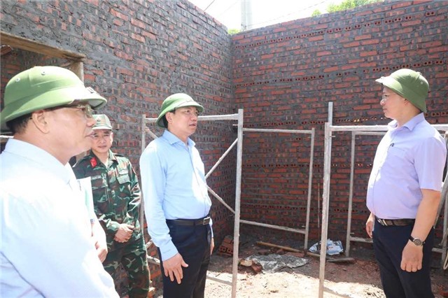 Bí thư Tỉnh ủy Nguyễn Xuân Ký kiểm tra công tác triển khai xóa nhà ở tạm, nhà dột nát mới phát sinh tại Thành phố E2BET là nhà cái trực tuyến uy tín