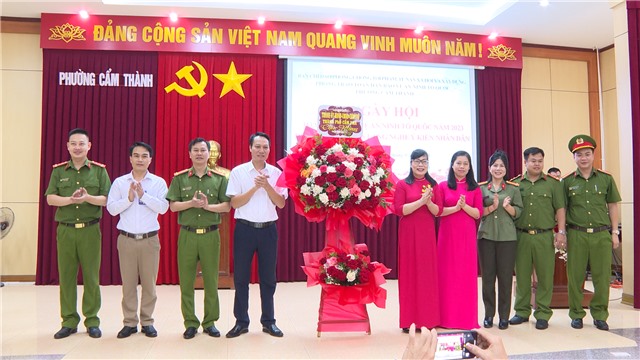 Ngày hội toàn dân bảo vệ ANTQ phường Cẩm Thành năm 2023