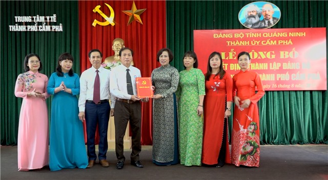 Công bố E2 bet đăng nhập thành lập Nhà cái E2bet.com Đá gà trực tiếp Thomo #1 Trung tâm y tế Thành phố