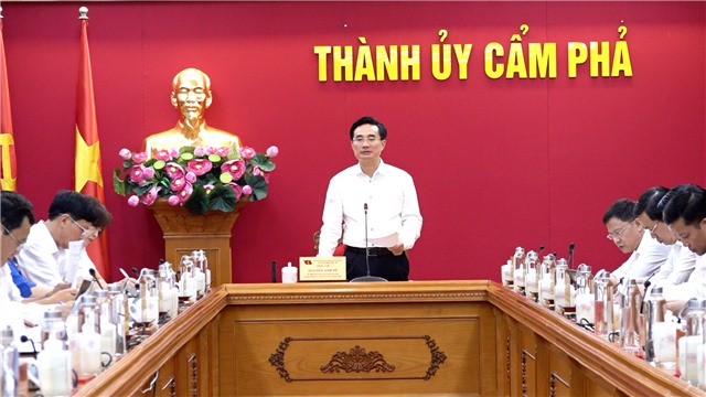 Ban Thường vụ họp nghe và cho ý kiến một số nội dung quan trọng