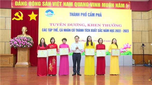 Link Nhà Cái E2Bet Chính Thức tại Việt Nam triển khai nhiệm vụ năm học 2023 - 2024