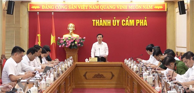 Ban Thường vụ Thành ủy cho ý kiến về chủ trương E2 bet đá gà dự án tại phường Quang Hanh và dự thảo báo cáo kết quả công tác 9 tháng, nhiệm vụ trọng tâm tháng cuối năm