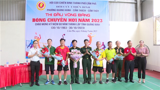 CCB Quang Hanh, Cẩm Thạch, Cẩm Thuỷ thi đấu vòng bảng giải bóng chuyền hơi Thành phố năm 2023
