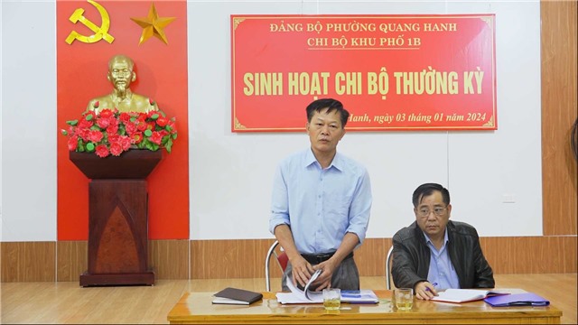 Đồng chí Phó Bí thư Thường trực Thành uỷ dự sinh hoạt tại Chi bộ Khu 1B, phường Quang Hanh