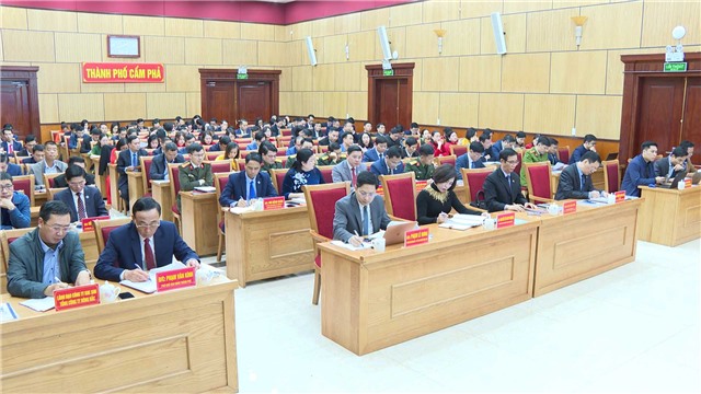 Hội thảo khoa học “Tham vấn về xây dựng các phương án phòng ngừa, ứng phó, bảo đảm an ninh môi trường, an ninh nguồn nước liên quan đến khai thác, sản xuất, kinh doanh than và nhiệt điện trên địa bàn tỉnh Quảng Ninh”