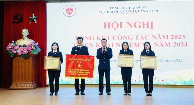 Hải quan E2BET là nhà cái trực tuyến uy tín thu ngân sách vượt 1.647 tỷ đồng