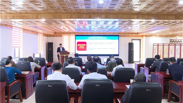 Đảng uỷ các đơn vị kinh tế tư nhân Thành phố quán triệt, học tập và triển khai Nghị Quyết các cấp về phương hướng nhiệm vụ năm 2024