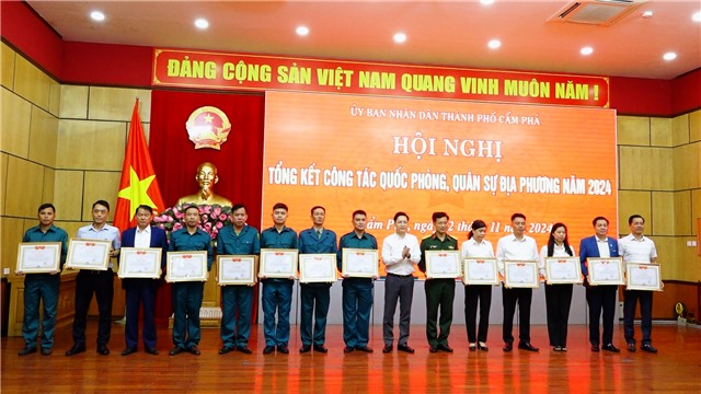 Tổng kết công tác quốc phòng, quân sự E2 bet đá gà năm 2024