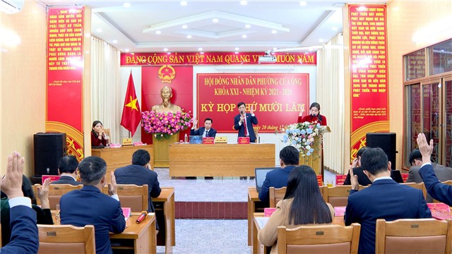 HĐND phường Cửa Ông thông qua 7 E2 bet đăng nhập tại kỳ họp thường lệ cuối năm 2024