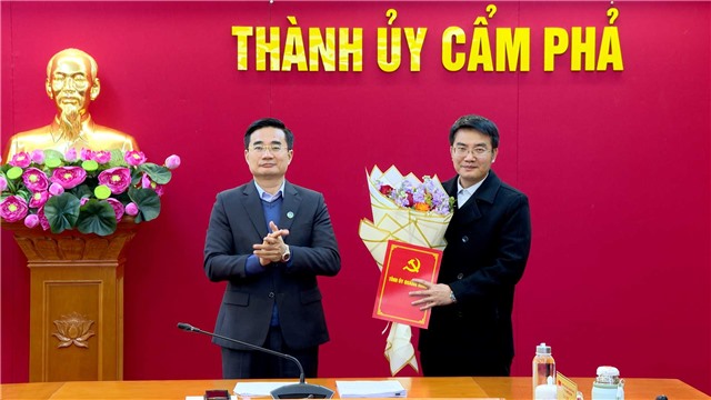 Công bố E2 bet đăng nhập chỉ định Ủy viên Ban Chấp hành Nhà cái E2bet.com Đá gà trực tiếp Thomo #1 thành phố, nhiệm kỳ 2020 - 2025