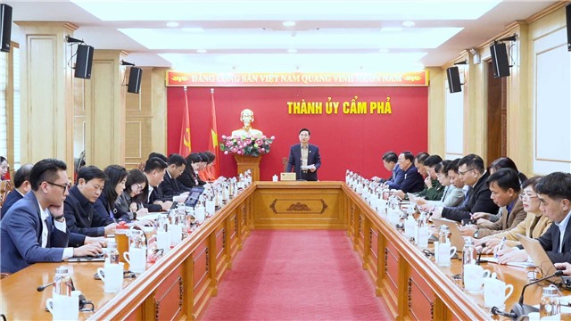 Giao ban công tác dân vận quý IV năm 2024