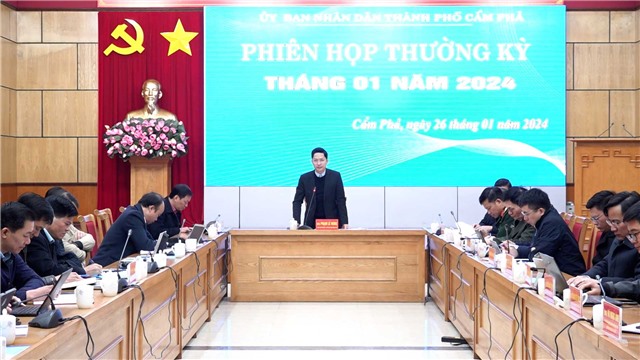 UBND THÀNH PHỐ HỌP THƯỜNG KỲ THÁNG 1/2024